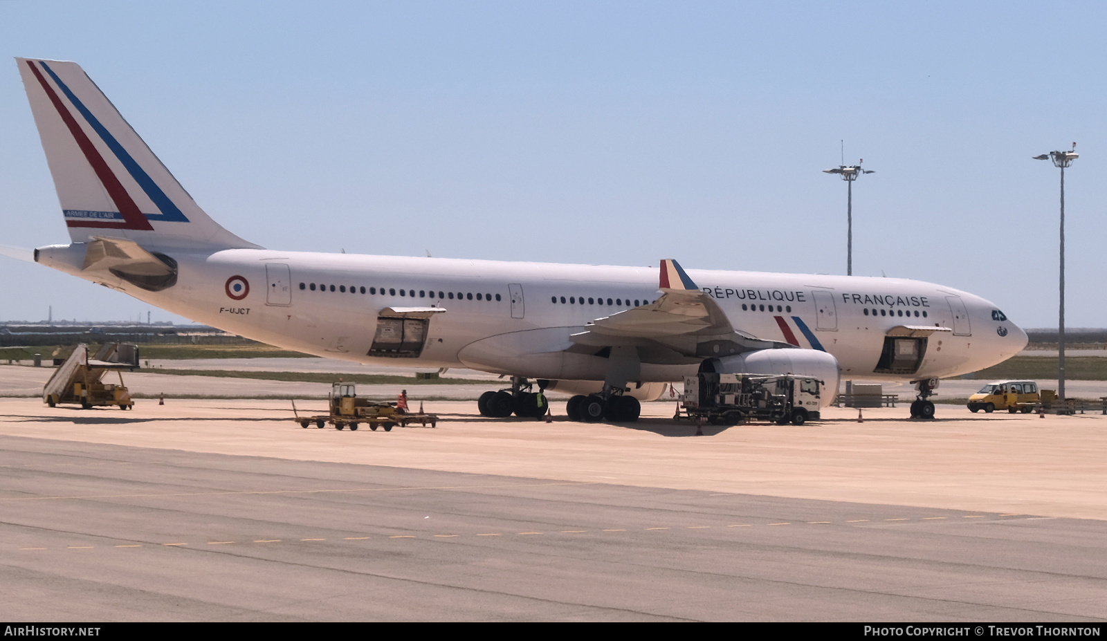 Aircraft Photo of 1657 | Airbus A330-243 | France - Air Force | AirHistory.net #456794