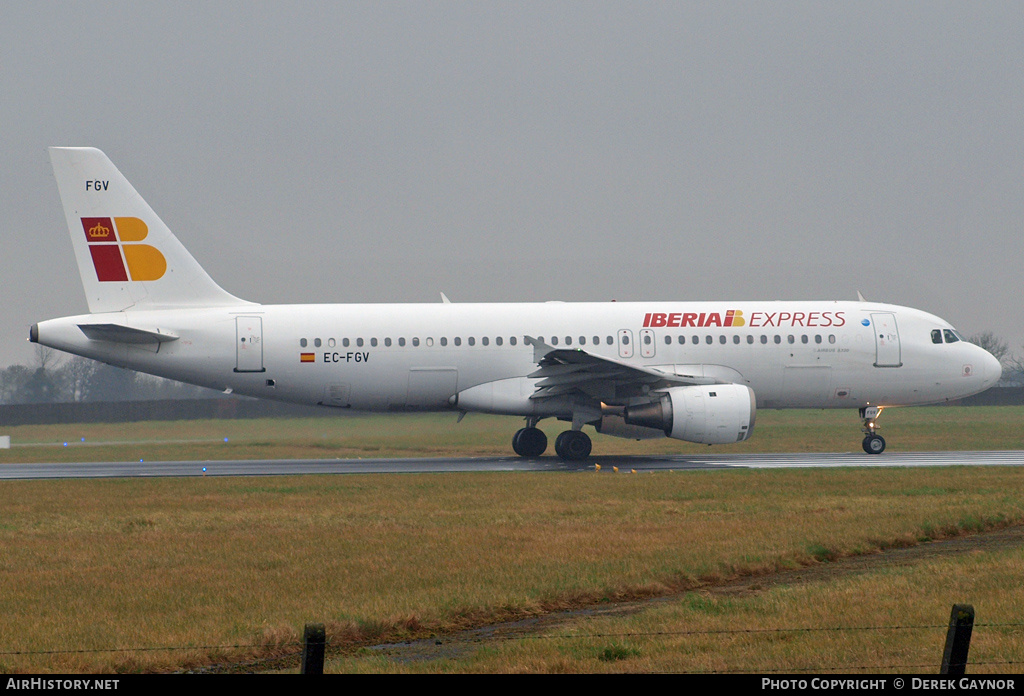 Aircraft Photo of EC-FGV | Airbus A320-211 | Iberia Express | AirHistory.net #456802