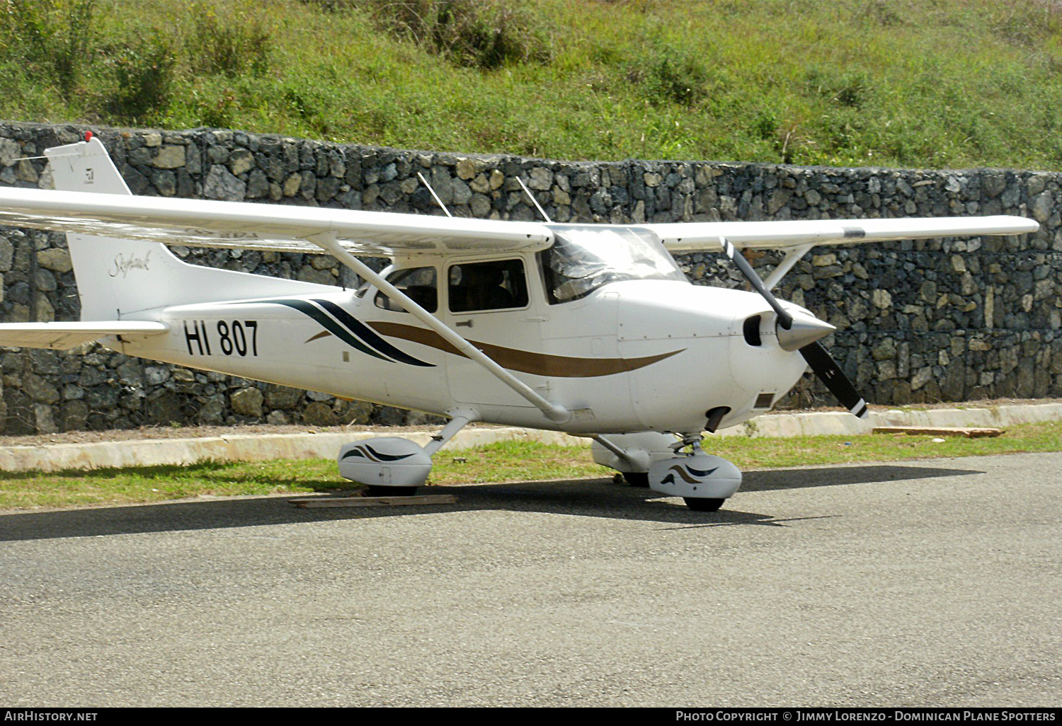 Aircraft Photo of HI807 | Cessna 172R Skyhawk | AirHistory.net #456807