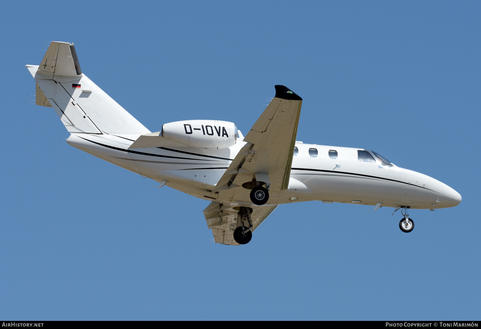 Aircraft Photo of D-IOVA | Cessna 525 CitationJet M2 | AirHistory.net #456839