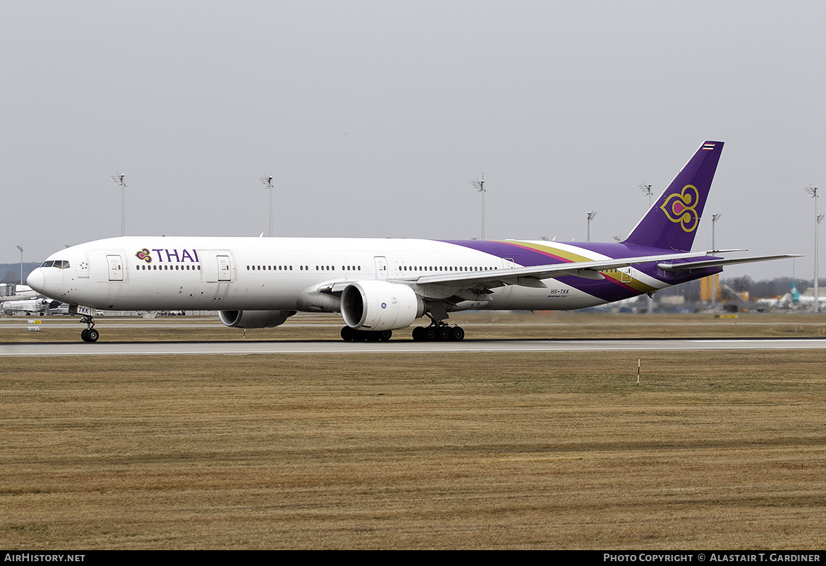 Aircraft Photo of HS-TKK | Boeing 777-3AL/ER | Thai Airways International | AirHistory.net #456857