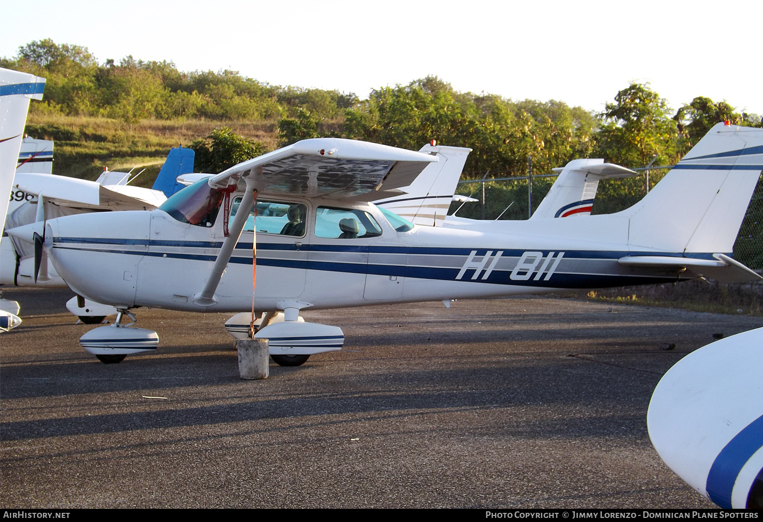 Aircraft Photo of HI811 | Cessna 172N Skyhawk | AirHistory.net #457111