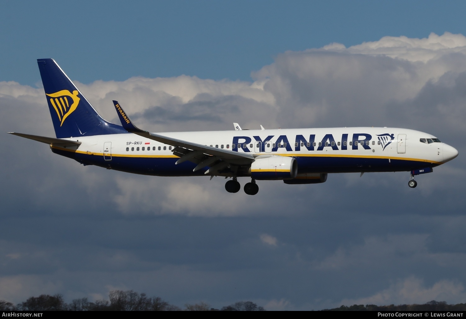 Aircraft Photo of SP-RKU | Boeing 737-800 | Ryanair | AirHistory.net #457219