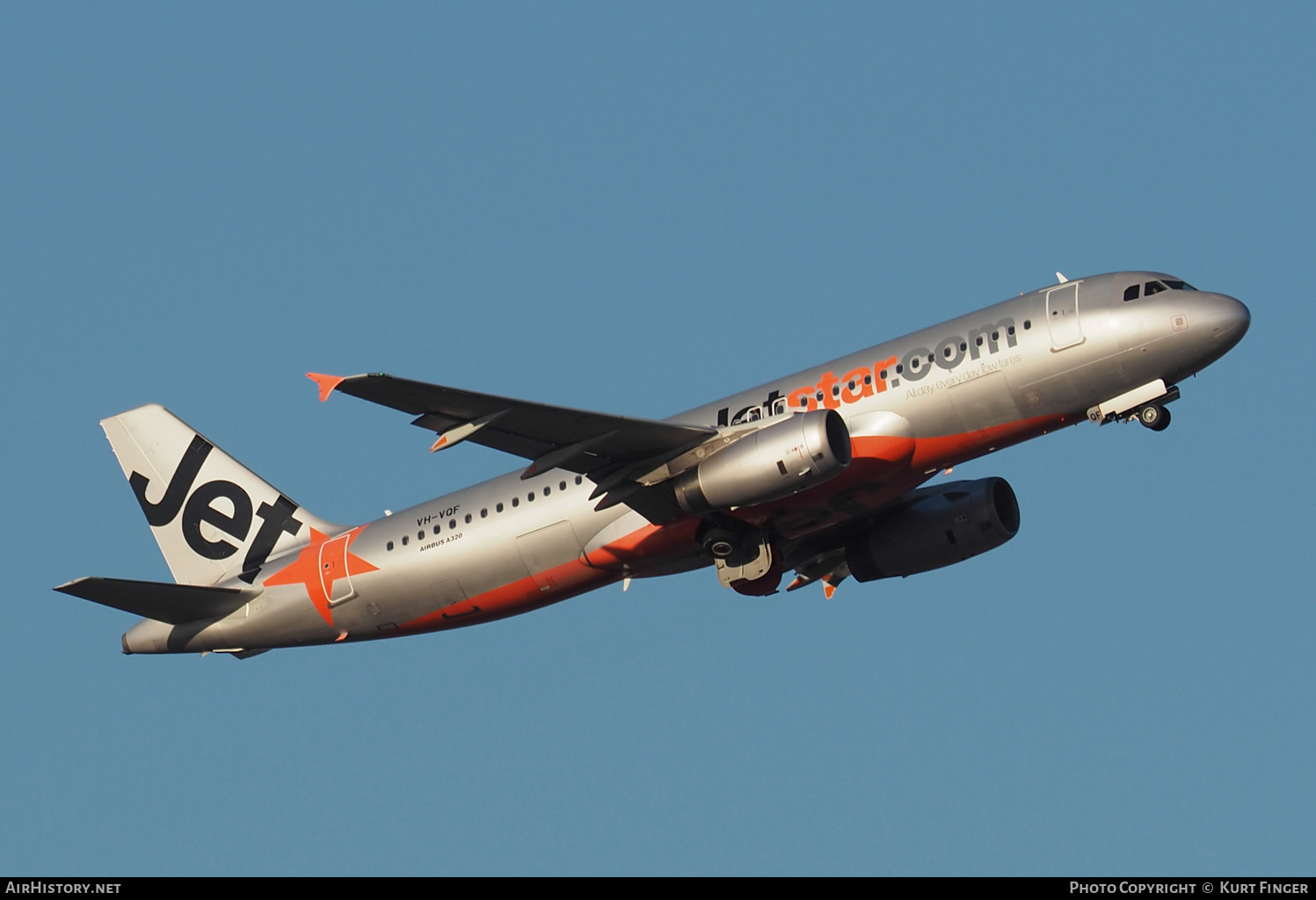 Aircraft Photo of VH-VQF | Airbus A320-232 | Jetstar Airways | AirHistory.net #457272