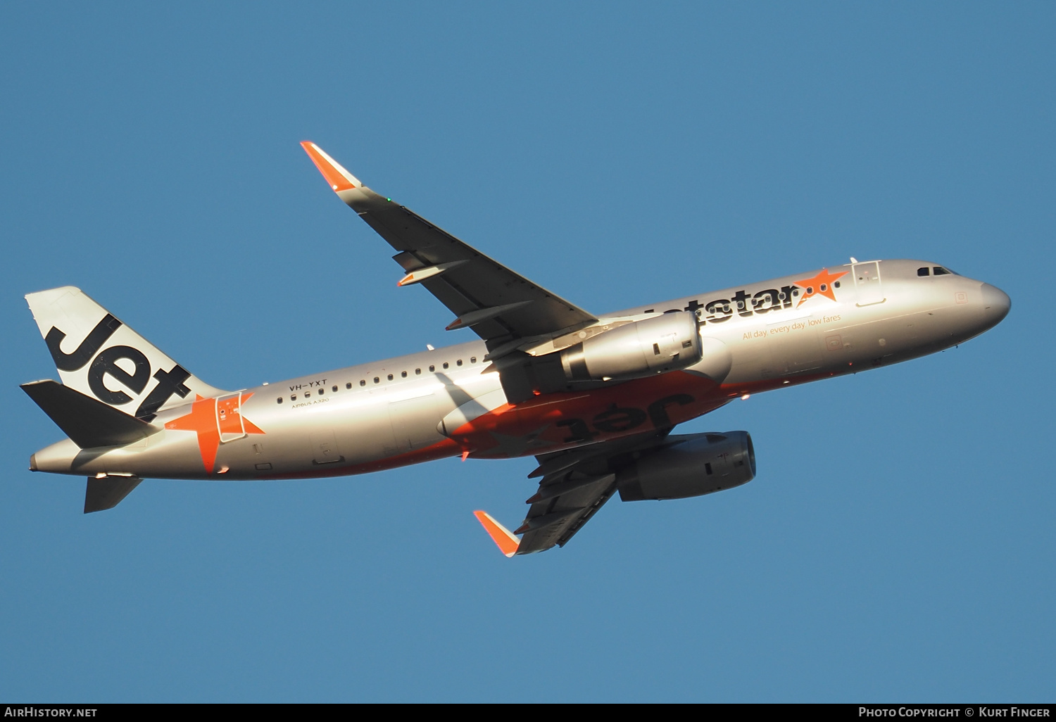 Aircraft Photo of VH-YXT | Airbus A320-232 | Jetstar Airways | AirHistory.net #457288