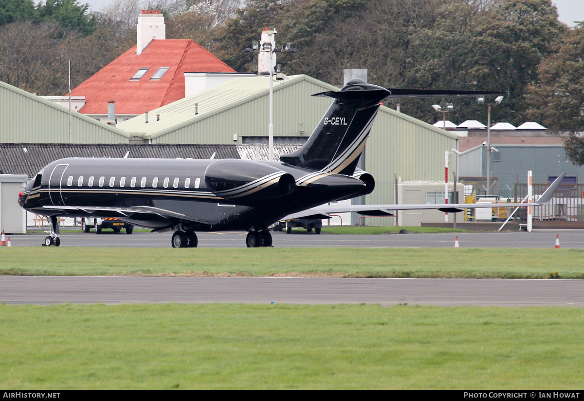 Aircraft Photo of G-CEYL | Bombardier Global Express (BD-700-1A10) | AirHistory.net #457302