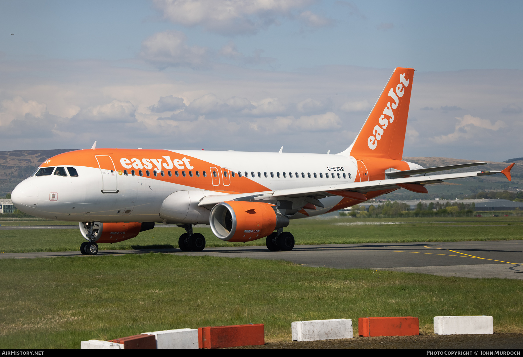 Aircraft Photo of G-EZGR | Airbus A319-111 | EasyJet | AirHistory.net #457381