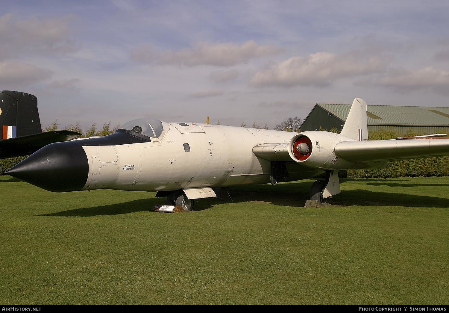 Aircraft Photo of WH904 | English Electric Canberra T.19 | UK - Air Force | AirHistory.net #457388