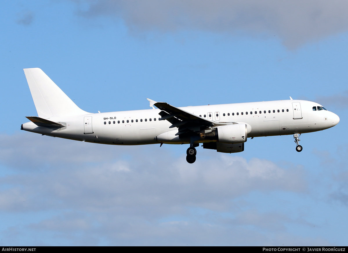 Aircraft Photo of 9H-SLD | Airbus A320-214 | AirHistory.net #457421