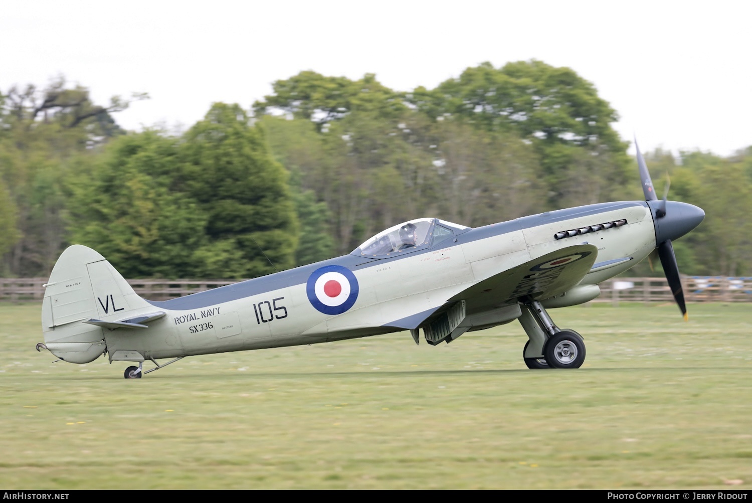 Aircraft Photo of G-KASX / SX336 | Supermarine 395 Seafire F17 | UK - Navy | AirHistory.net #457563