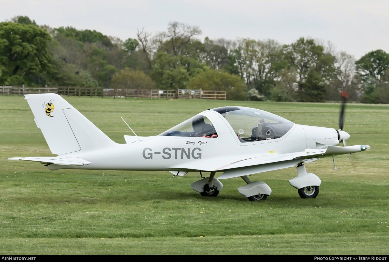 Aircraft Photo of G-STNG | TL-Ultralight TL-2000UK Sting Carbon | AirHistory.net #457710