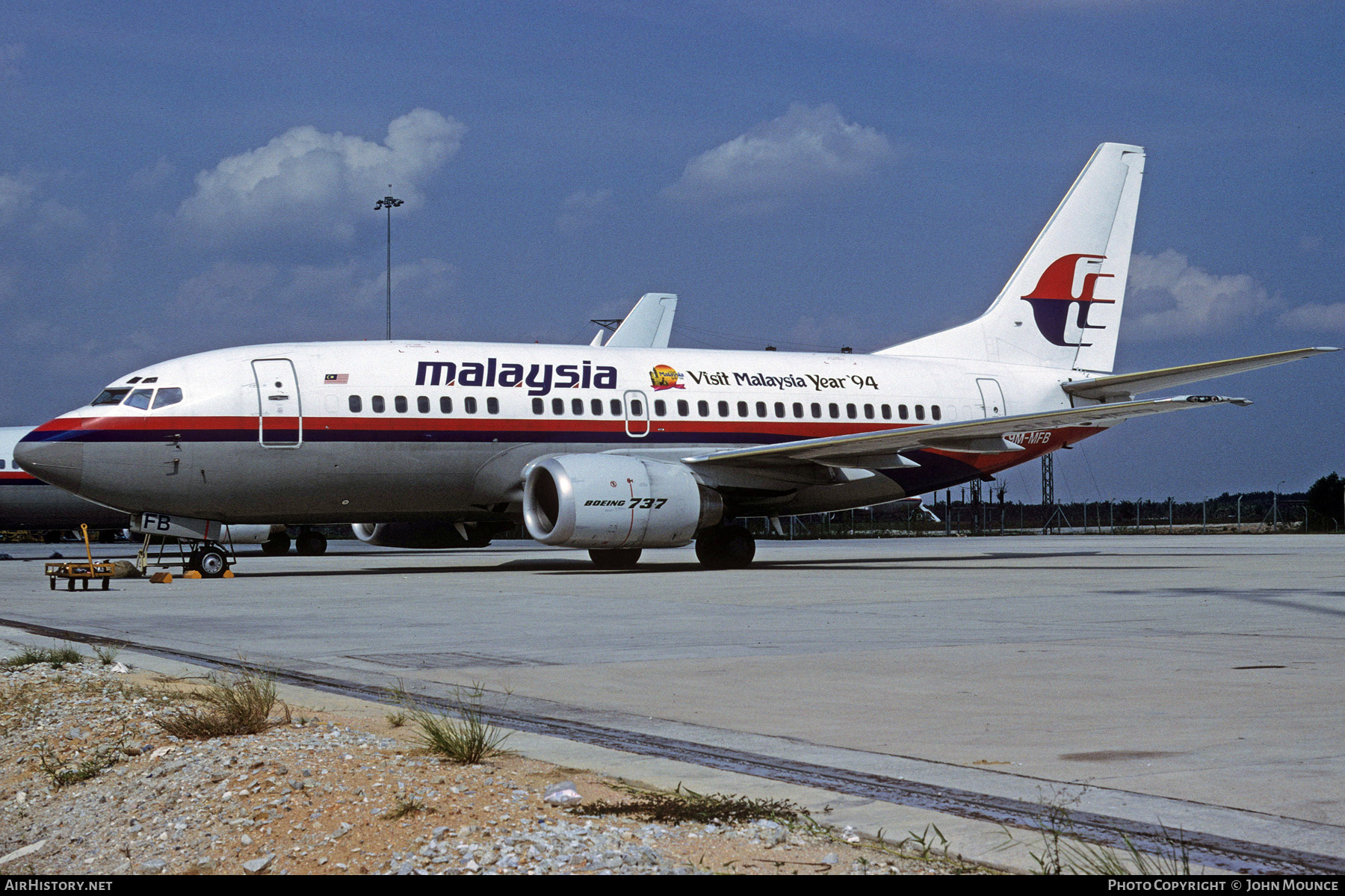 Aircraft Photo of 9M-MFB | Boeing 737-5H6 | Malaysia Airlines | AirHistory.net #457723