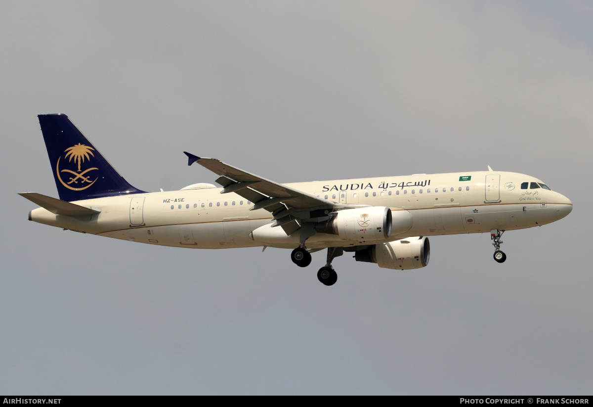 Aircraft Photo of HZ-ASE | Airbus A320-214 | Saudia - Saudi Arabian Airlines | AirHistory.net #457812