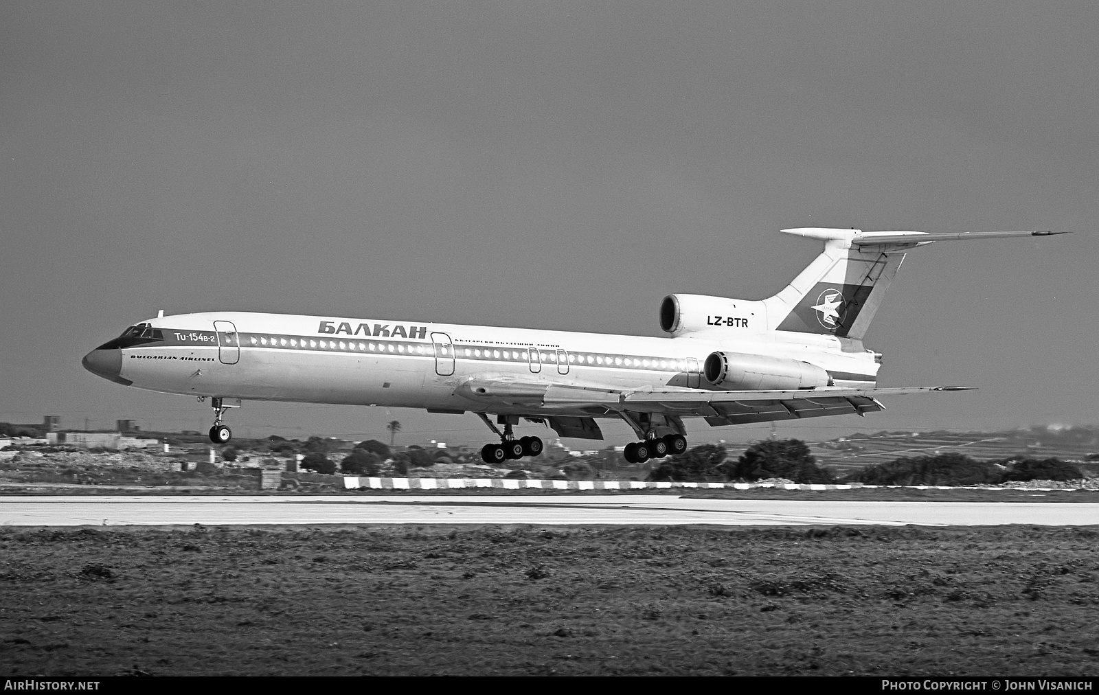 Aircraft Photo of LZ-BTR | Tupolev Tu-154B-2 | Balkan - Bulgarian Airlines | AirHistory.net #457815