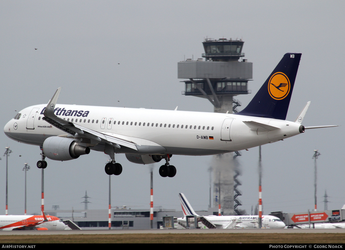 Aircraft Photo of D-AIWB | Airbus A320-214 | Lufthansa | AirHistory.net #457847