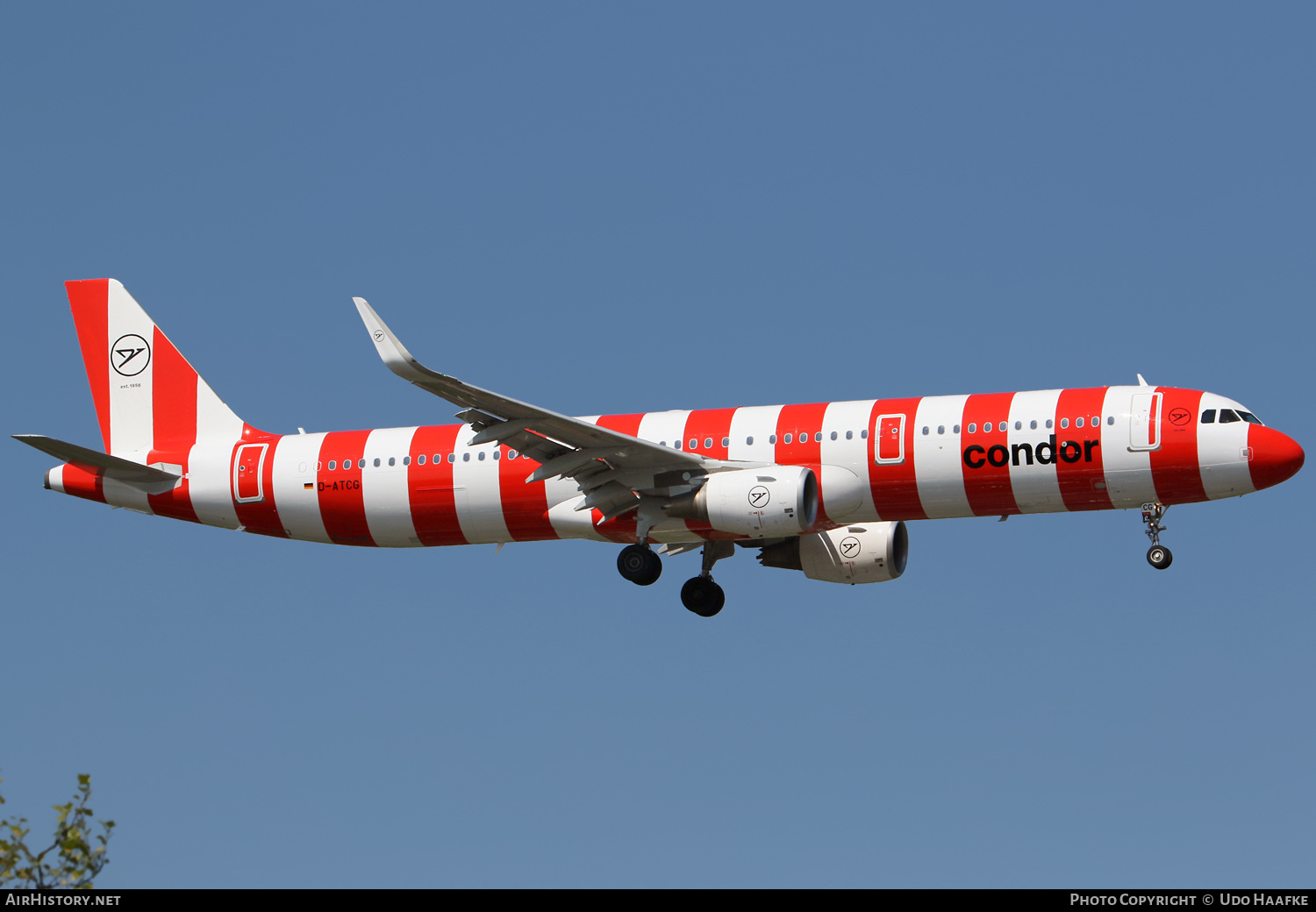 Aircraft Photo of D-ATCG | Airbus A321-211 | Condor Flugdienst | AirHistory.net #457875