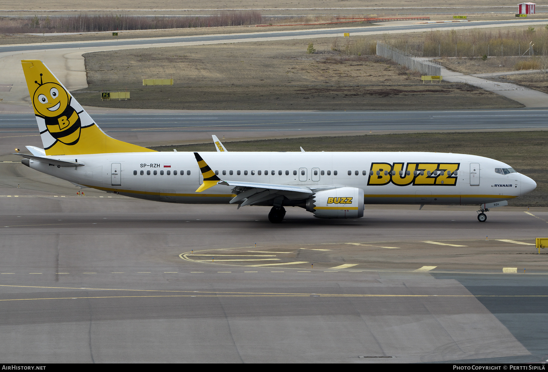 Aircraft Photo of SP-RZH | Boeing 737-8200 Max 200 | Buzz | AirHistory.net #457905