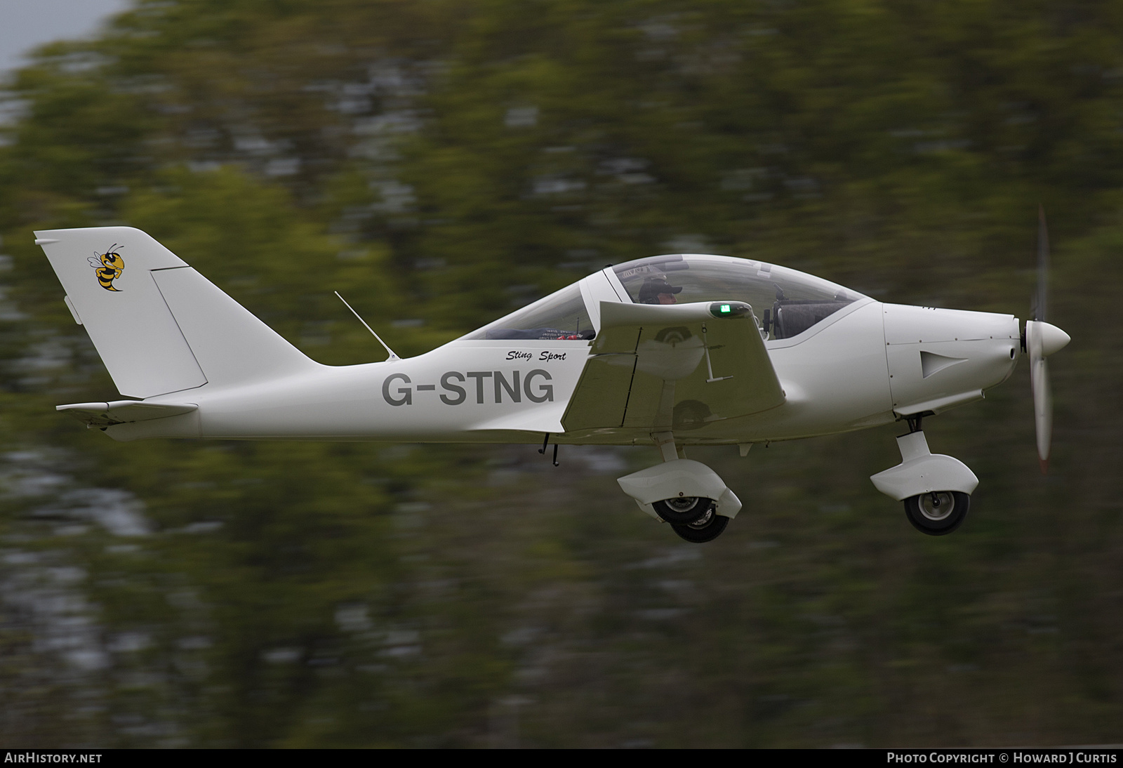 Aircraft Photo of G-STNG | TL-Ultralight TL-2000UK Sting Carbon | AirHistory.net #457909
