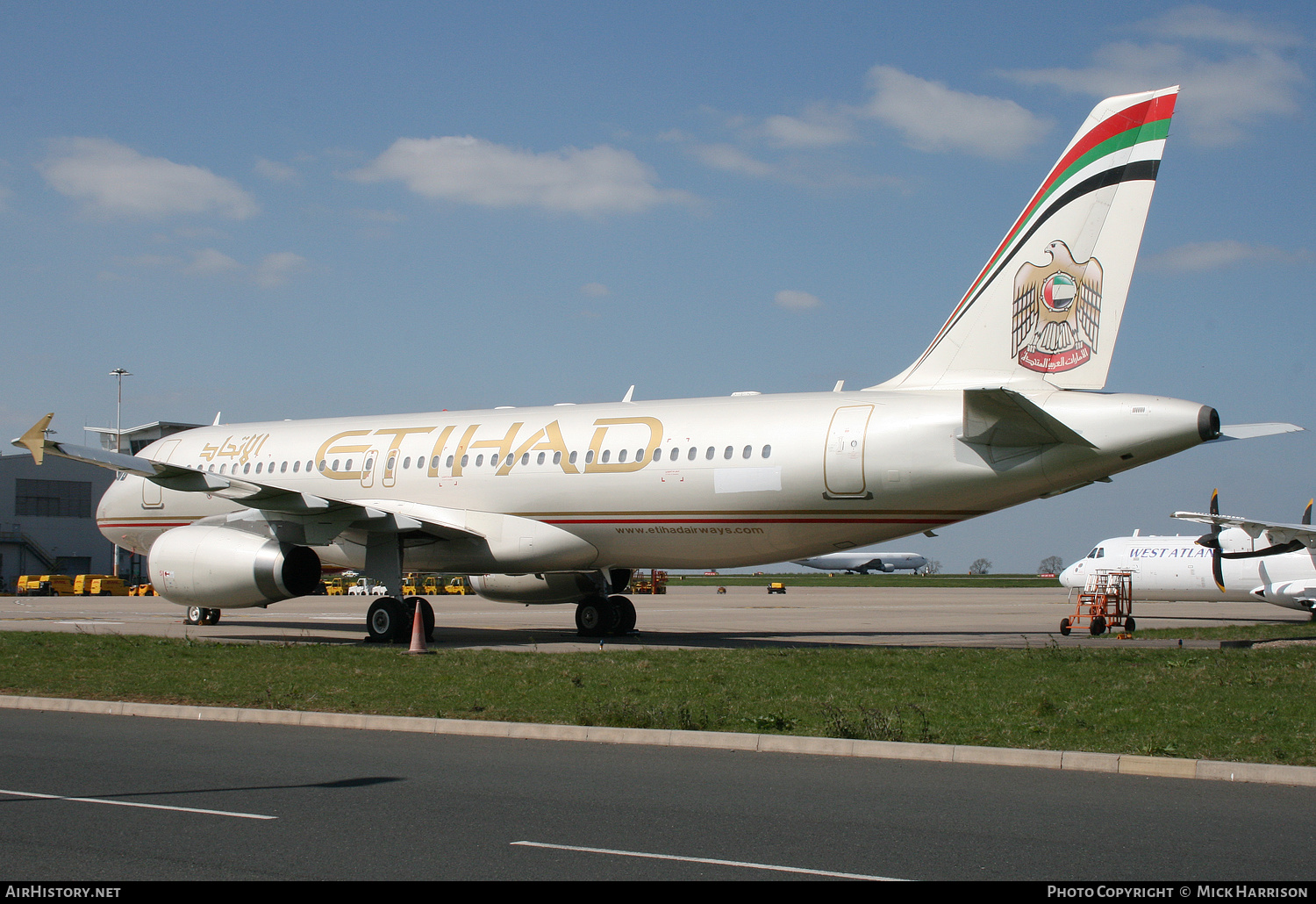 Aircraft Photo of A6-EIR | Airbus A320-232 | Etihad Airways | AirHistory.net #457950