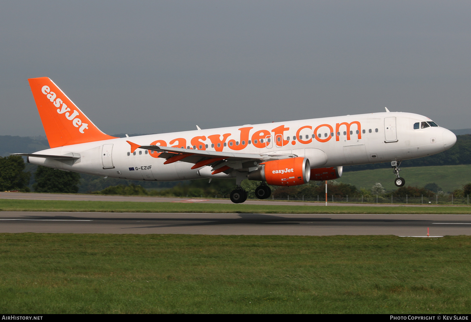 Aircraft Photo of G-EZUF | Airbus A320-214 | EasyJet | AirHistory.net #457991