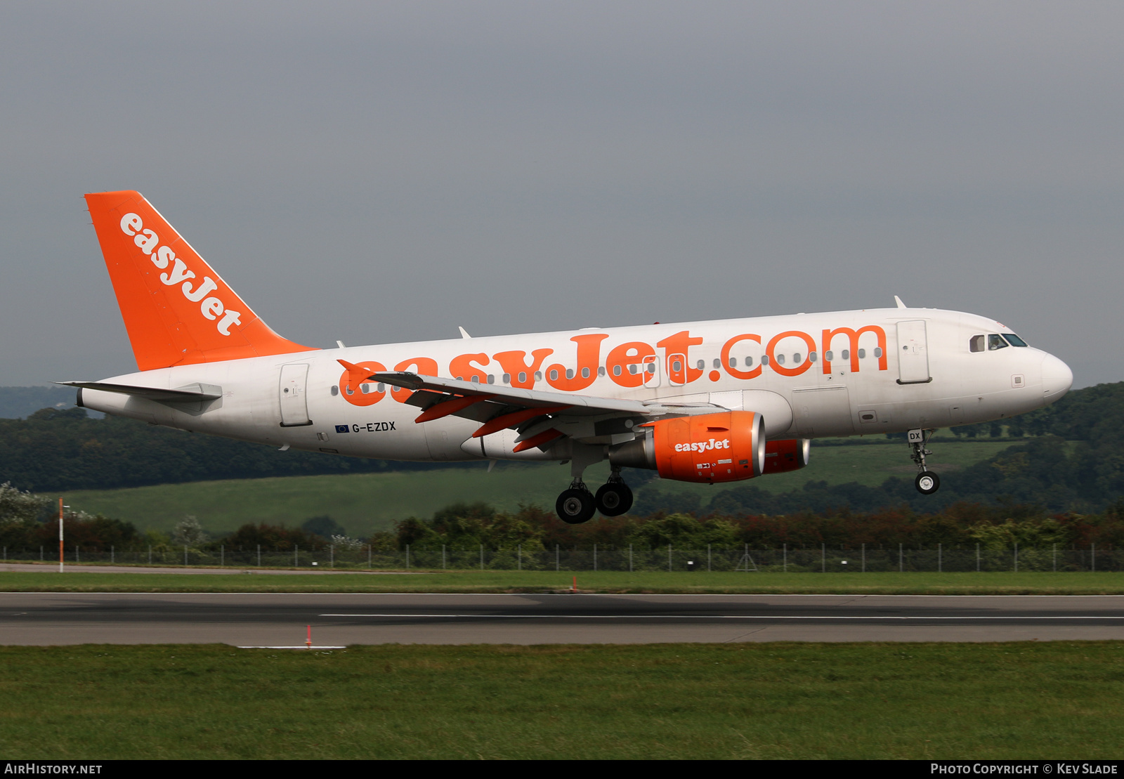 Aircraft Photo of G-EZDX | Airbus A319-111 | EasyJet | AirHistory.net #457997