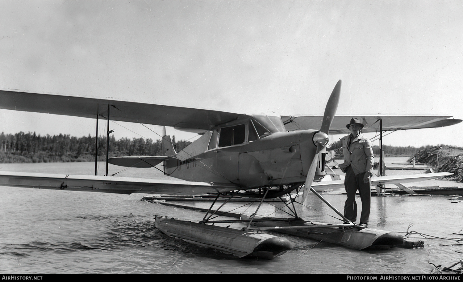Aircraft Photo of CF-BFH | De Havilland D.H. 87B Hornet Moth | AirHistory.net #458018