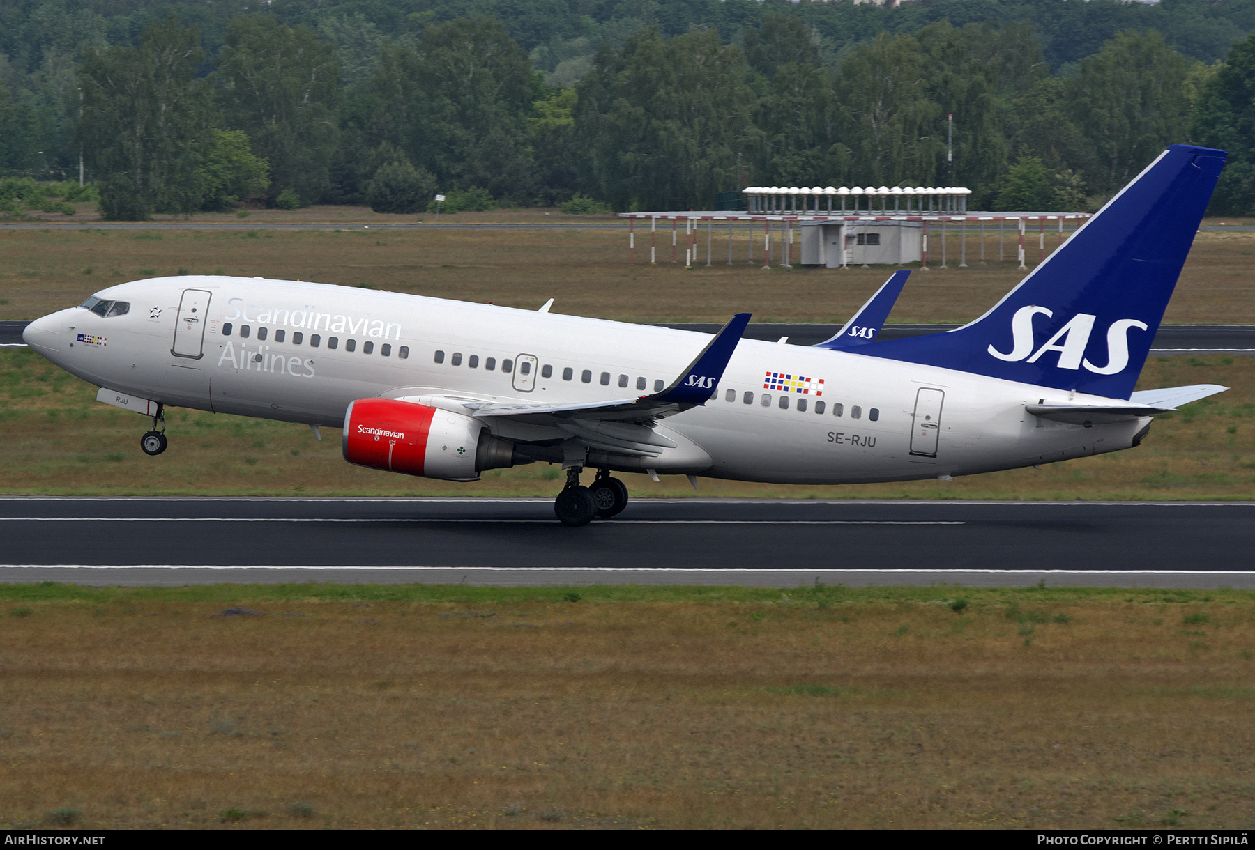 Aircraft Photo of SE-RJU | Boeing 737-76N | Scandinavian Airlines - SAS | AirHistory.net #458078