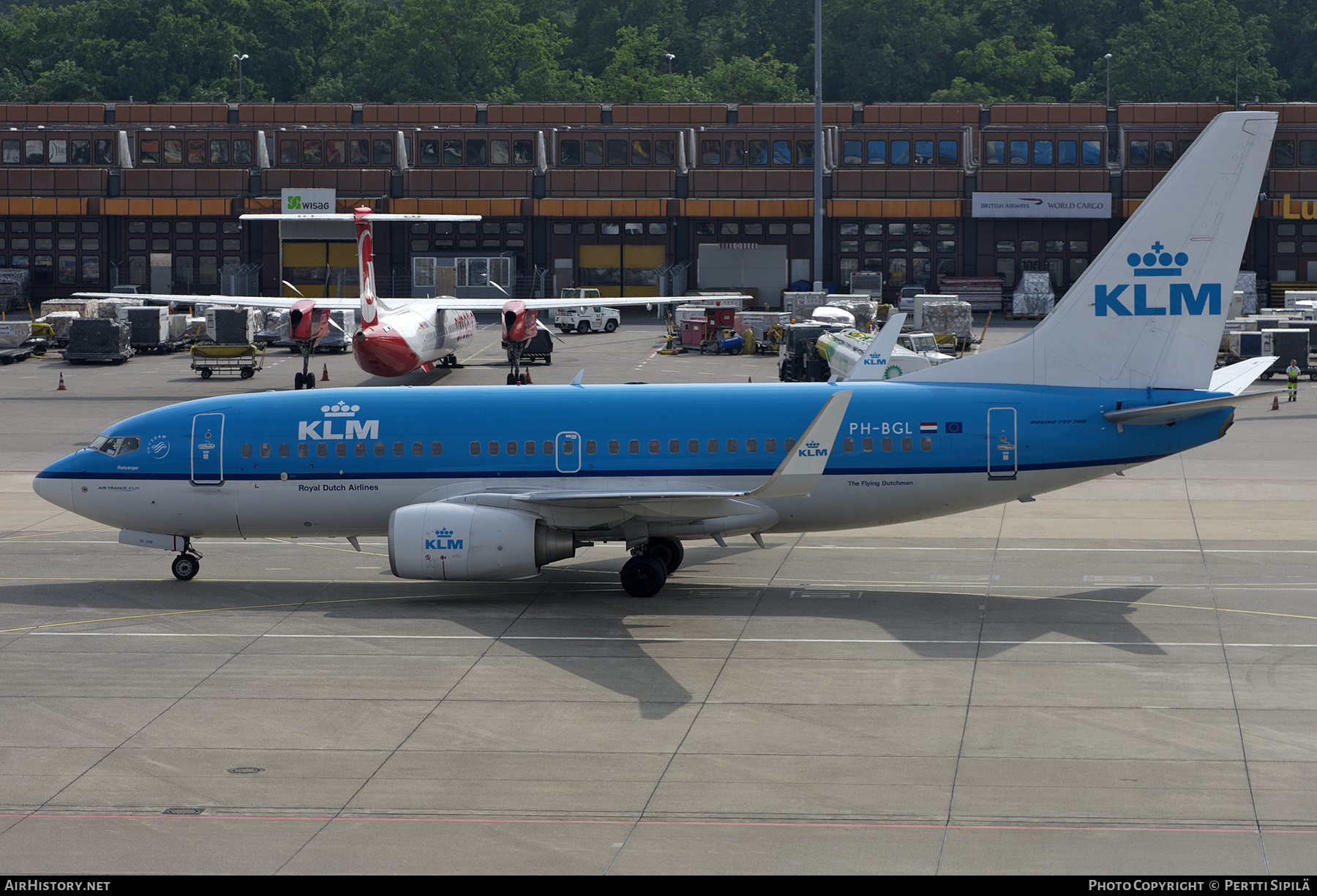 Aircraft Photo of PH-BGL | Boeing 737-7K2 | KLM - Royal Dutch Airlines | AirHistory.net #458092