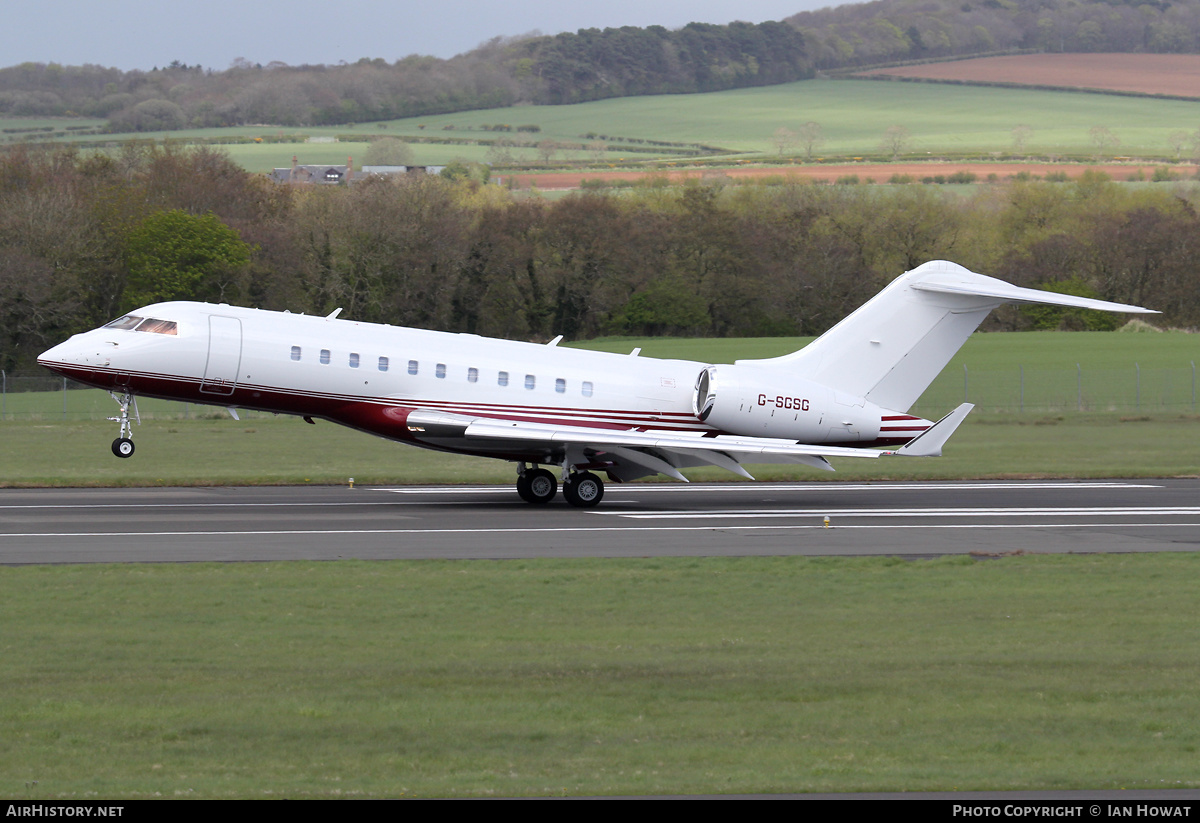 Aircraft Photo of G-SGSG | Bombardier Global 5000 (BD-700-1A11) | AirHistory.net #458105