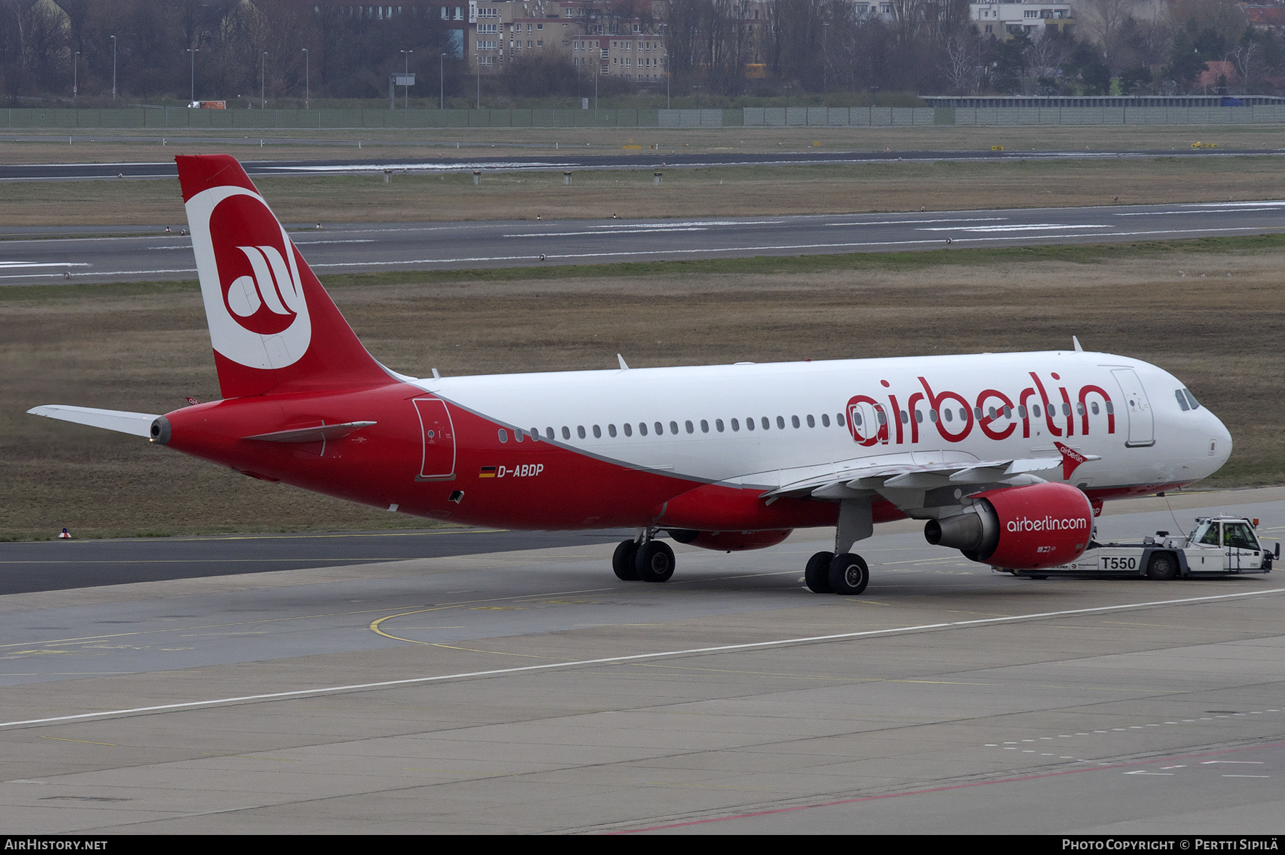 Aircraft Photo of D-ABDP | Airbus A320-214 | Air Berlin | AirHistory.net #458136