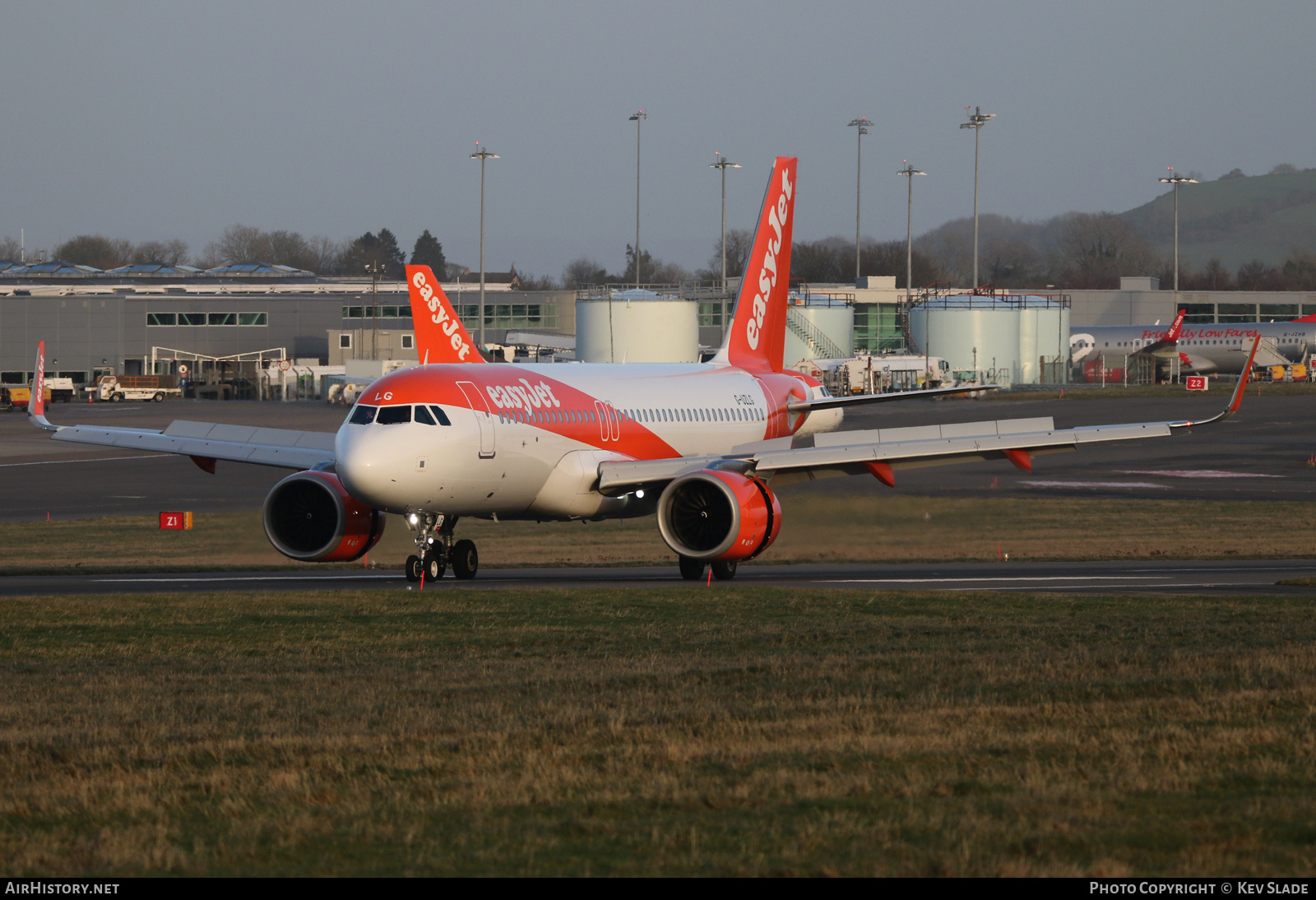 Aircraft Photo of G-UZLG | Airbus A320-251N | EasyJet | AirHistory.net #458187