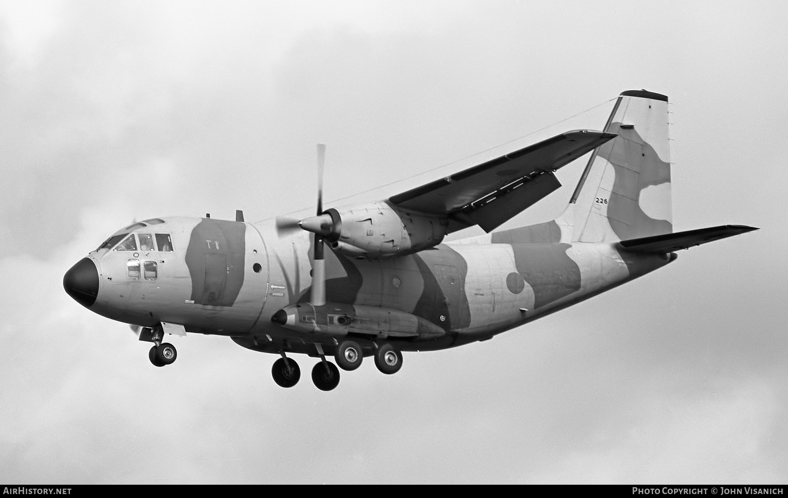 Aircraft Photo of 226 | Aeritalia G-222T | Libya - Air Force | AirHistory.net #458215