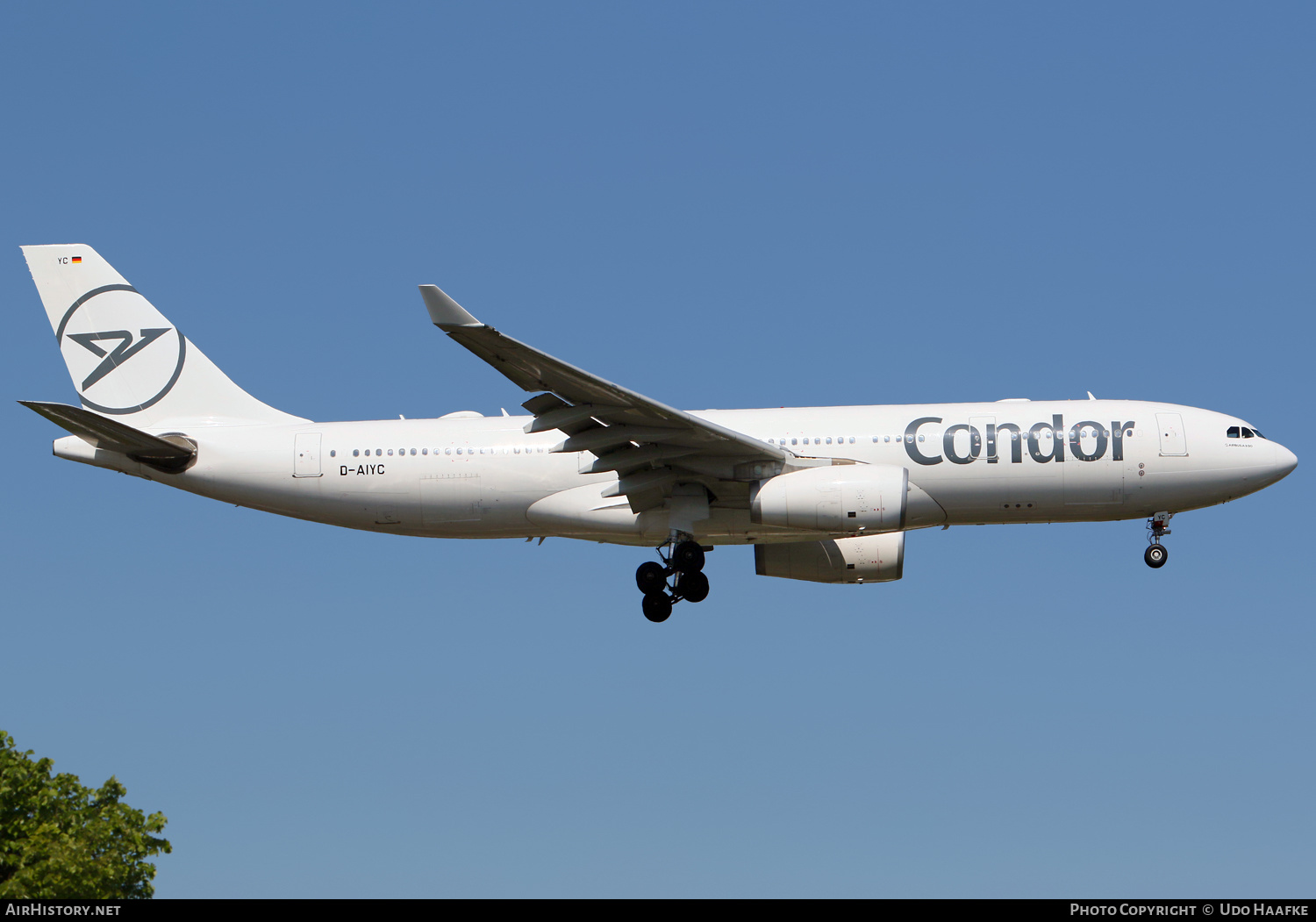 Aircraft Photo of D-AIYC | Airbus A330-243 | Condor Flugdienst | AirHistory.net #458232