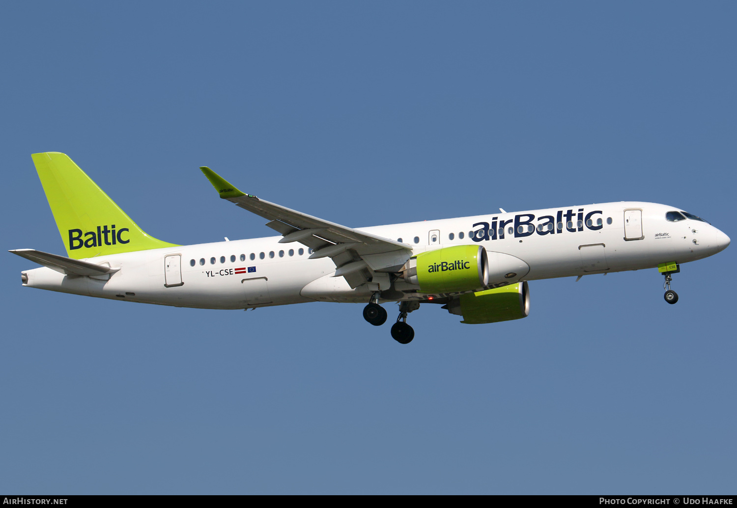 Aircraft Photo of YL-CSE | Airbus A220-371 (BD-500-1A11) | AirBaltic | AirHistory.net #458243