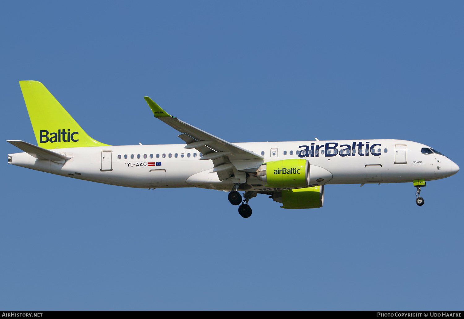 Aircraft Photo of YL-AAO | Airbus A220-371 (BD-500-1A11) | AirBaltic | AirHistory.net #458246