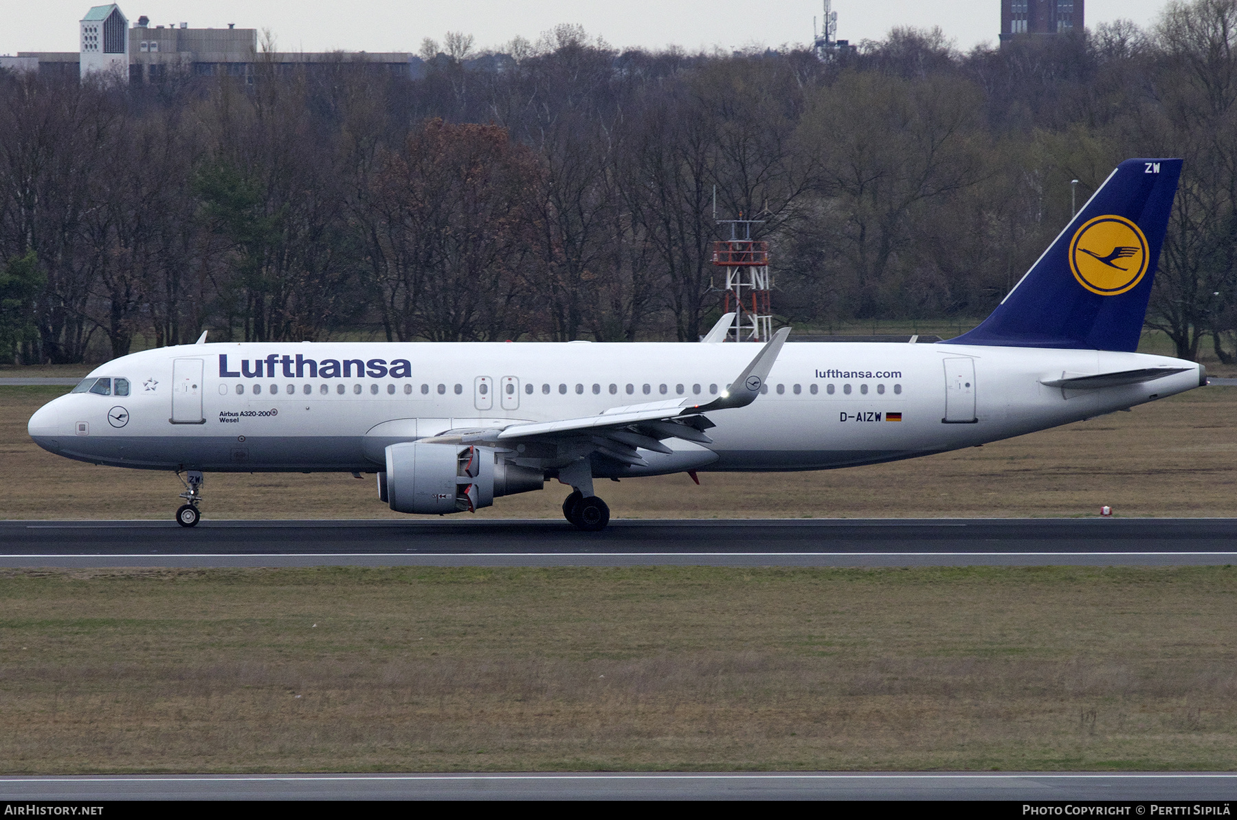Aircraft Photo of D-AIZW | Airbus A320-214 | Lufthansa | AirHistory.net #458270