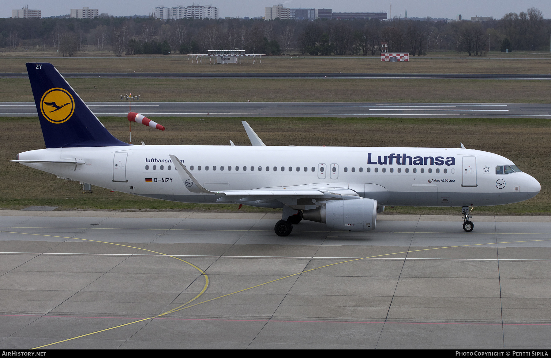 Aircraft Photo of D-AIZY | Airbus A320-214 | Lufthansa | AirHistory.net #458272