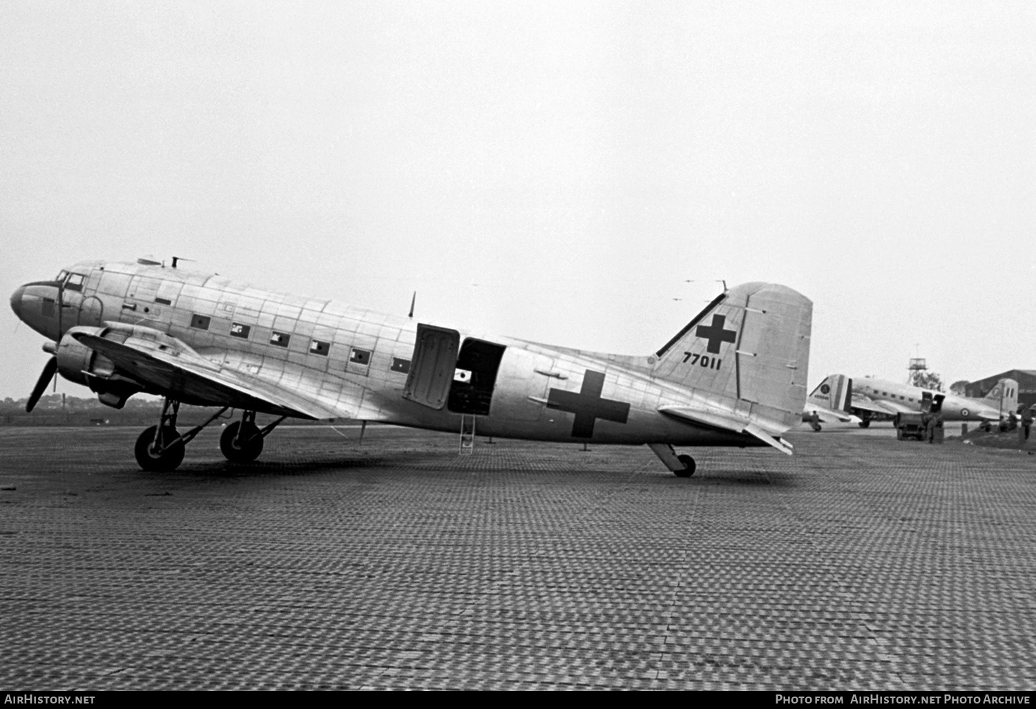 Aircraft Photo of 77011 | Douglas C-47B Skytrain | France - Air Force | AirHistory.net #458353