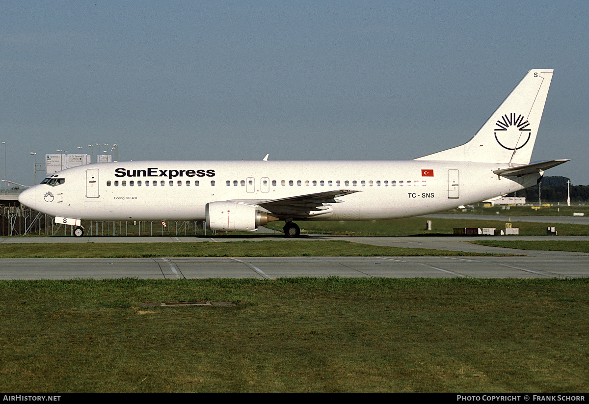 Aircraft Photo of TC-SNS | Boeing 737-4Y0 | SunExpress | AirHistory.net #458520