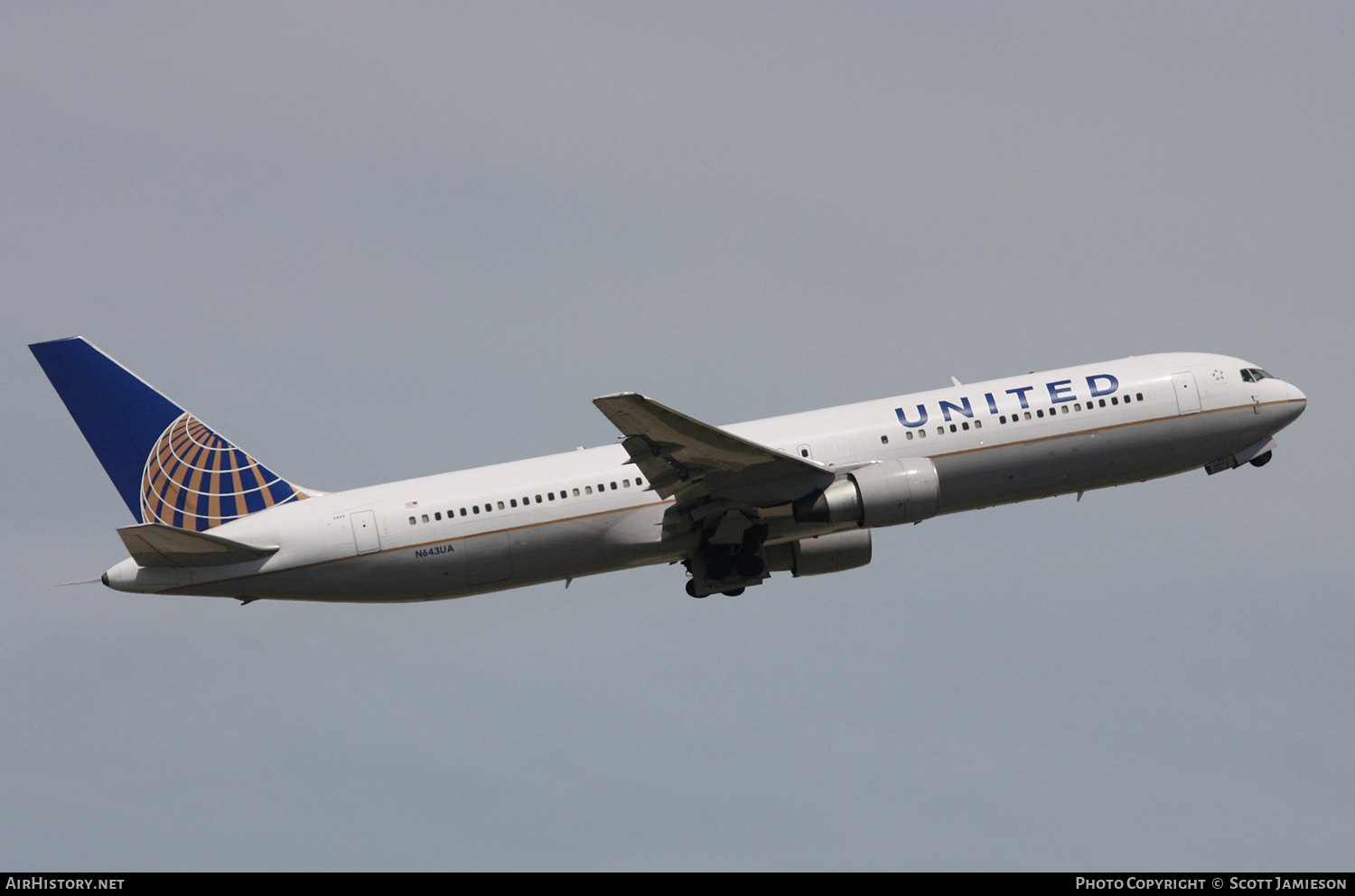 Aircraft Photo of N643UA | Boeing 767-322/ER | United Airlines | AirHistory.net #458554