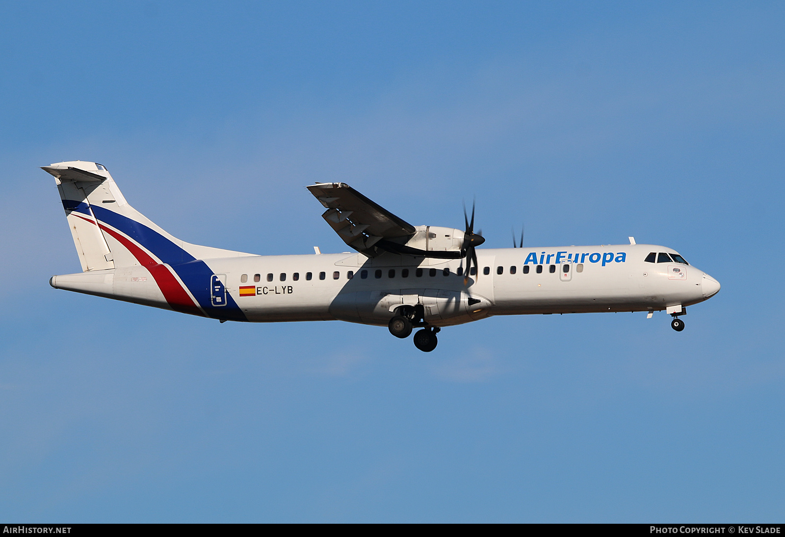 Aircraft Photo of EC-LYB | ATR ATR-72-500 (ATR-72-212A) | Air Europa | AirHistory.net #458593