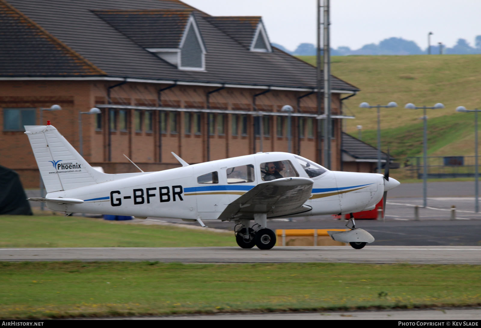 Aircraft Photo of G-BFBR | Piper PA-28-161 Cherokee Warrior II | Phoenix Aviation | AirHistory.net #458602