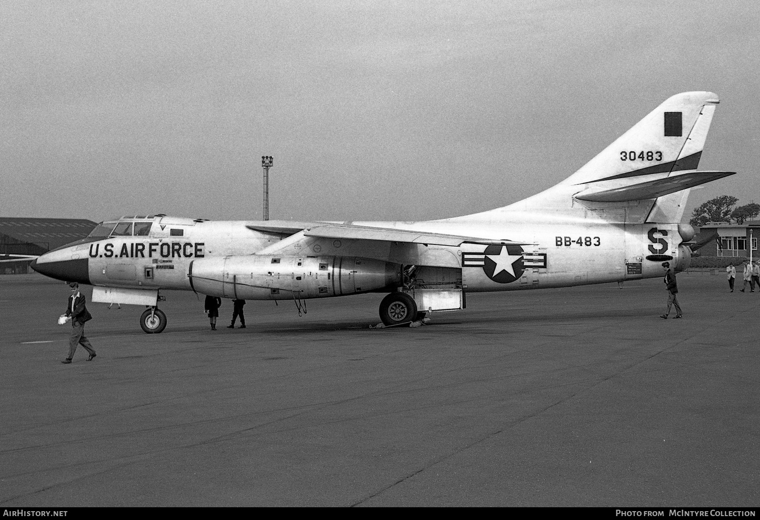 Aircraft Photo of 53-483 / 30483 | Douglas B-66B Destroyer | USA - Air Force | AirHistory.net #458744