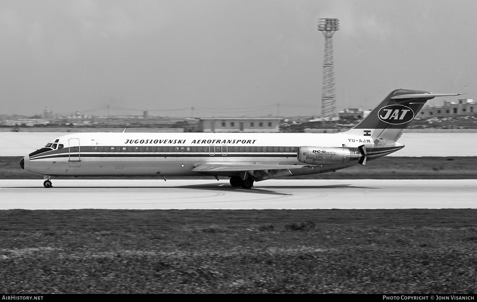 Aircraft Photo of YU-AJM | McDonnell Douglas DC-9-32 | JAT Yugoslav Airlines - Jugoslovenski Aerotransport | AirHistory.net #458774