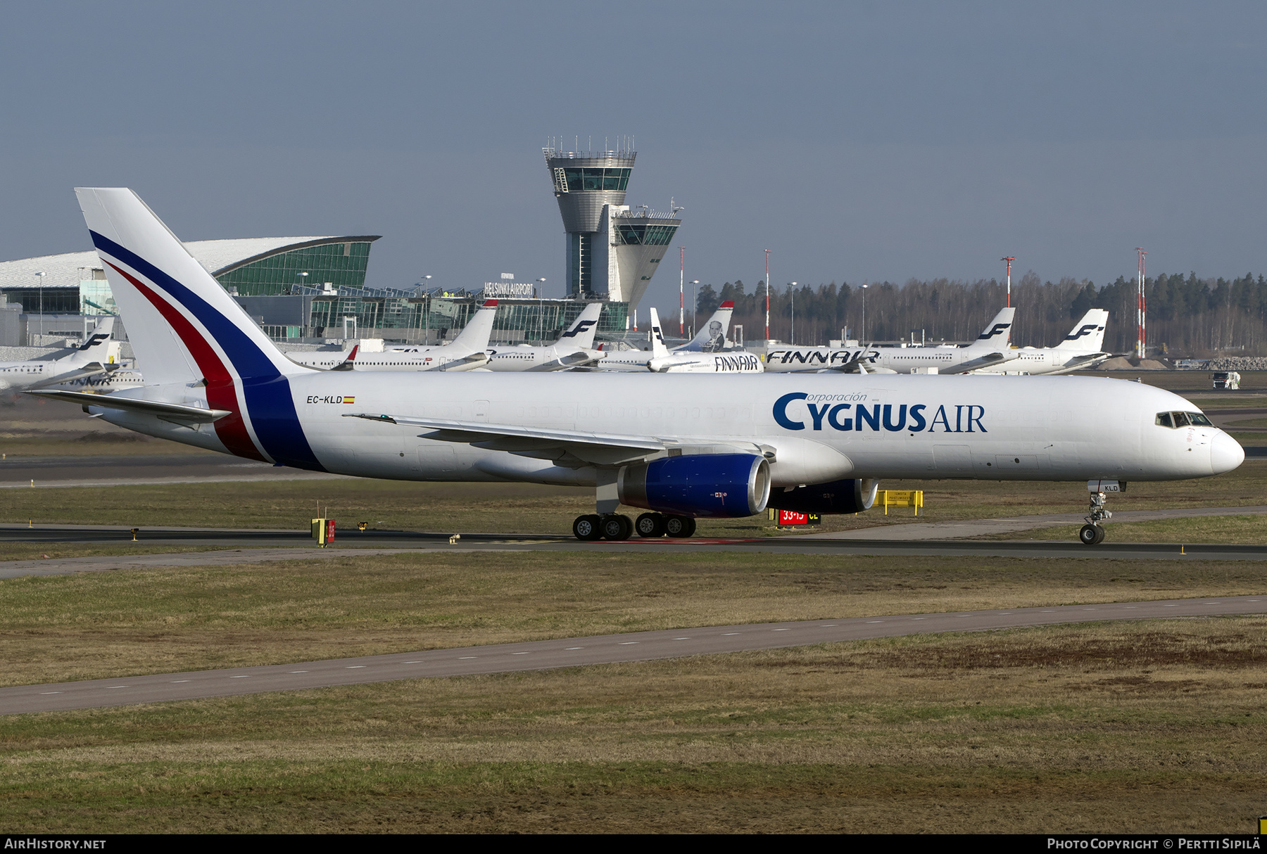 Aircraft Photo of EC-KLD | Boeing 757-236(PCF) | Cygnus Air | AirHistory.net #458800