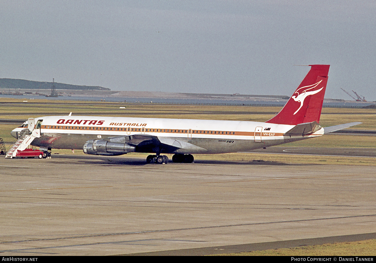 Aircraft Photo of VH-EAF | Boeing 707-338C | Qantas | AirHistory.net #458969