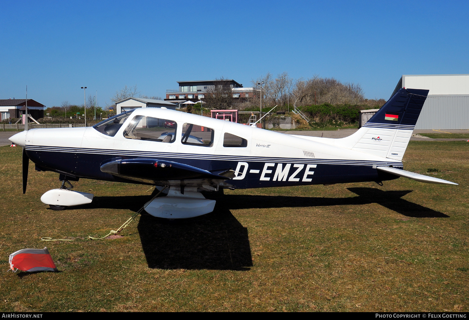 Aircraft Photo of D-EMZE | Piper PA-28-161 Warrior III | AirHistory.net #459076