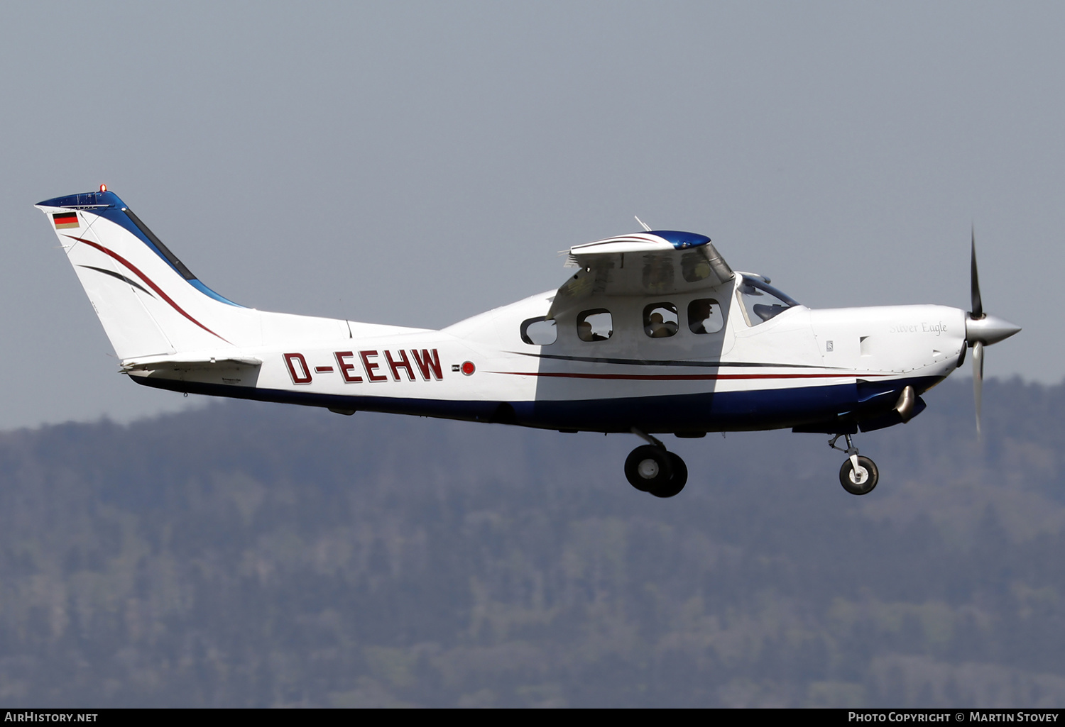 Aircraft Photo of D-EEHW | Cessna P210N Silver Eagle | AirHistory.net #459139