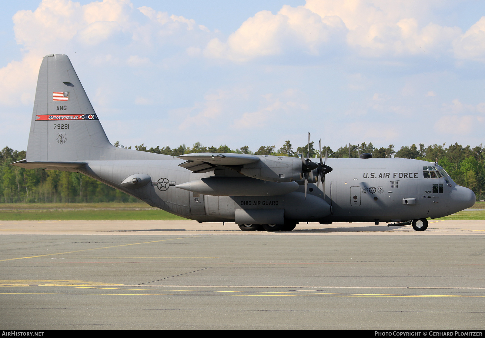 Aircraft Photo of 87-9281 / 79281 | Lockheed C-130H Hercules | USA - Air Force | AirHistory.net #459170