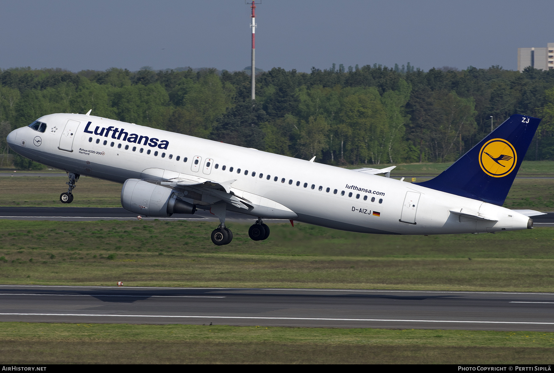 Aircraft Photo of D-AIZJ | Airbus A320-214 | Lufthansa | AirHistory.net #459263